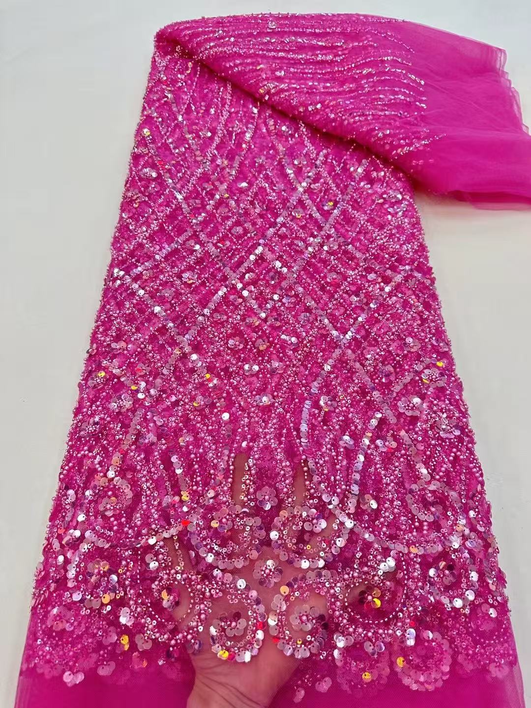 1ヤードのアフリカ風生地。女性用。スパンコールとビーズがあし - Glitter Tablecloth のレビューと価格